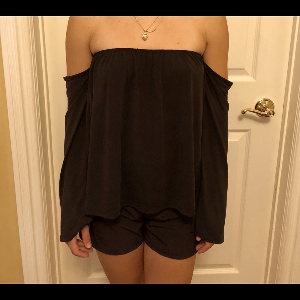 Mendacino Top by Gilbert Dark Grey